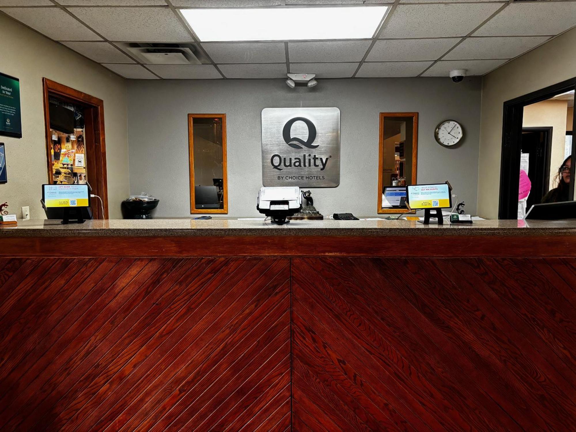 Quality Inn Navajo Nation Capital Window Rock Экстерьер фото